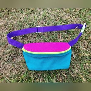 ♦︎ neon fanny pack ♦︎